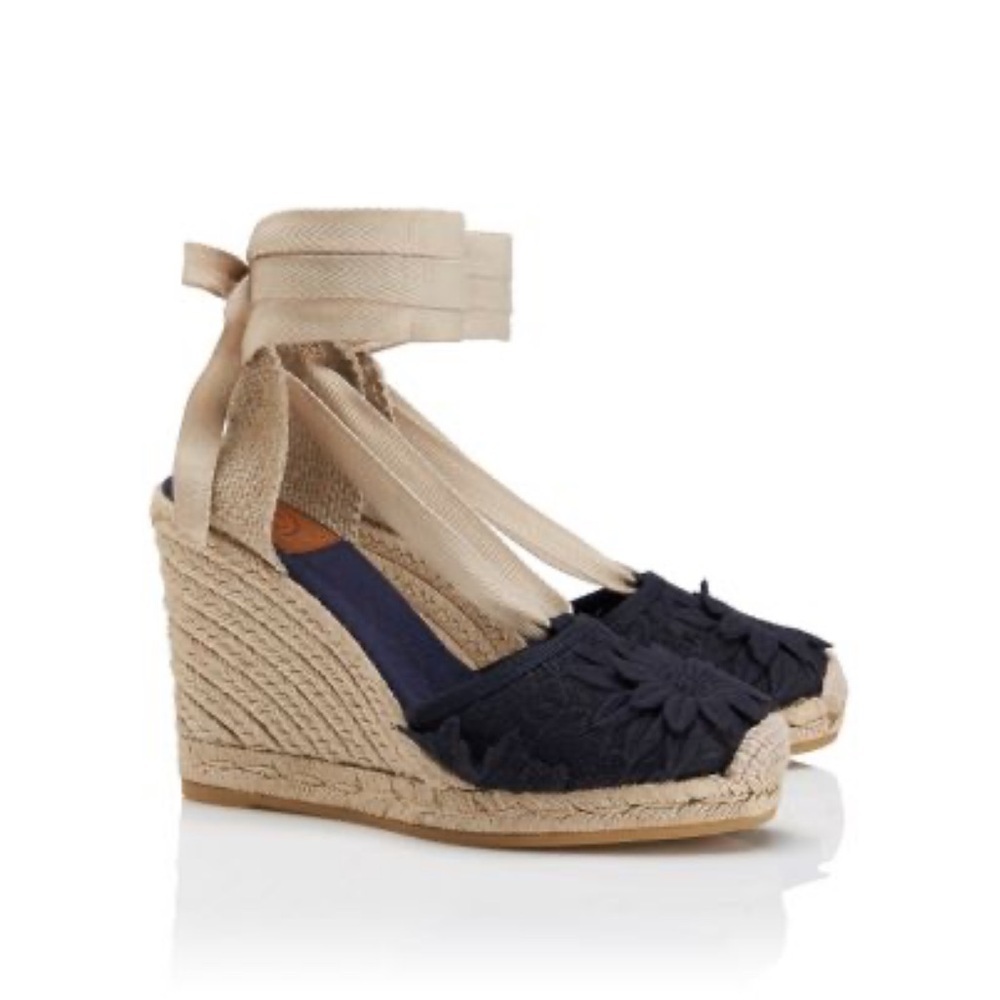 Tory Burch Navy/Tan 3D Floral print Emil espadrille lace up wedge size 7.5